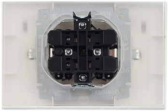 розетка 2-местная IEK РСбш12-3-44-БрЖ Brite - вид с тыльной стороны